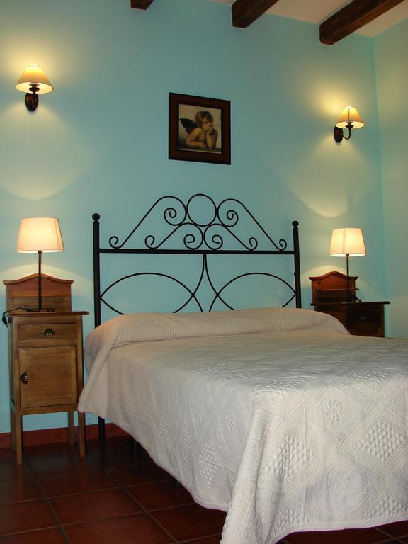 Apartamentos Sierra De Segura Segura de la Sierra Δωμάτιο φωτογραφία