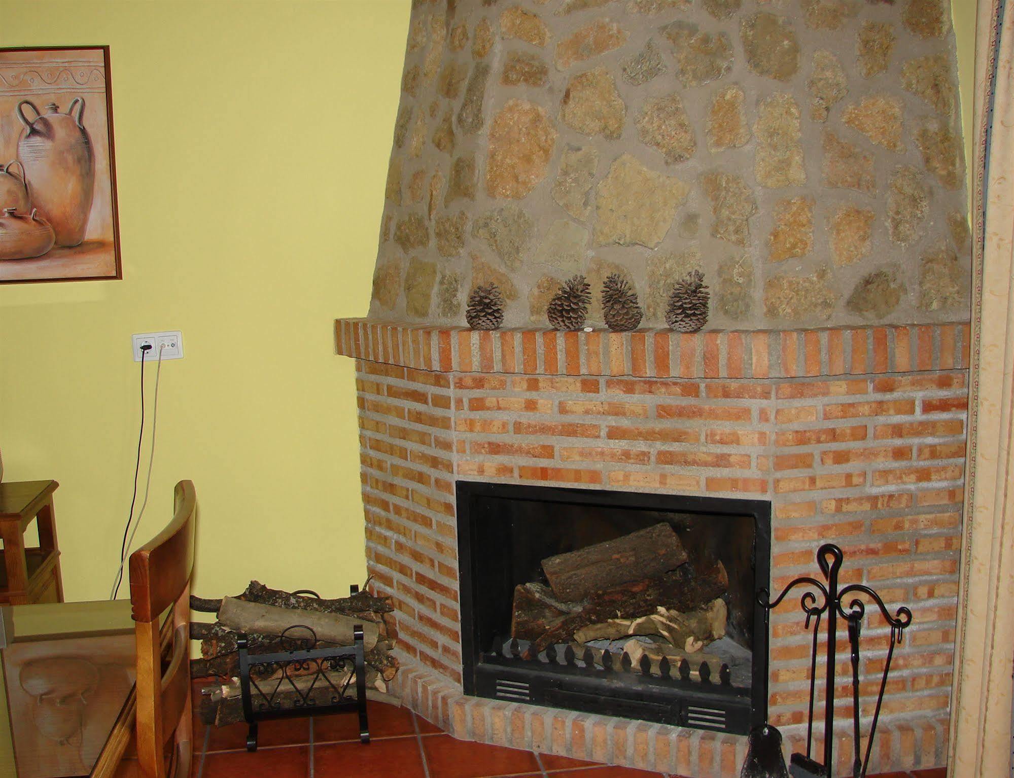 Apartamentos Sierra De Segura Segura de la Sierra Εξωτερικό φωτογραφία